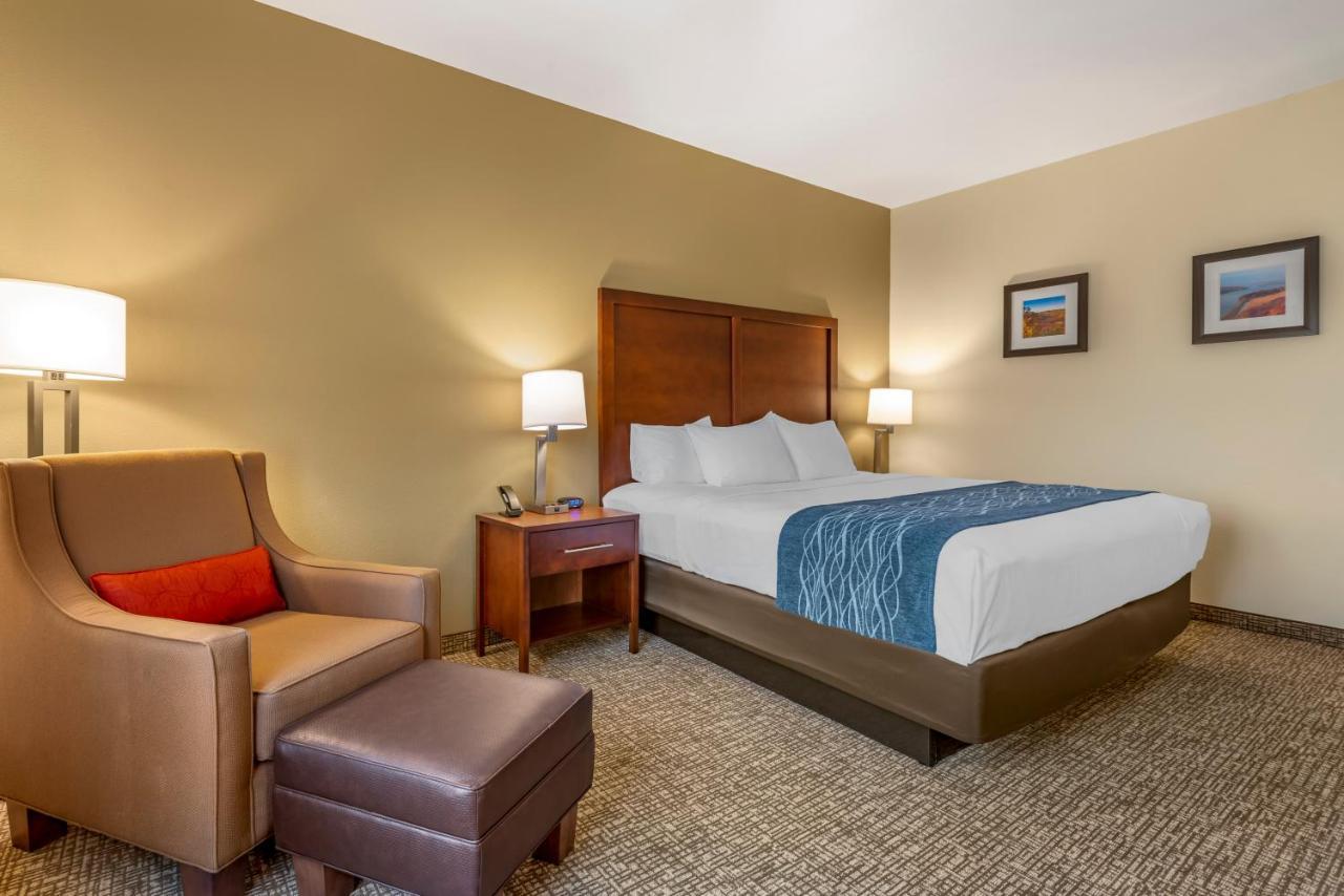 Comfort Inn Brewster Exteriér fotografie